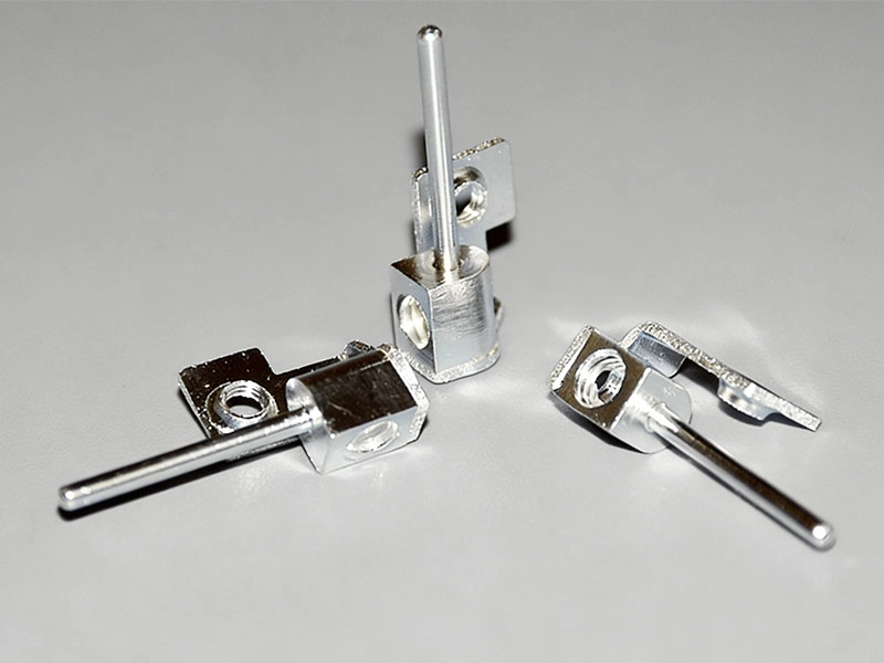Precision-stamped PCB terminal block with bending, tapping and drilling